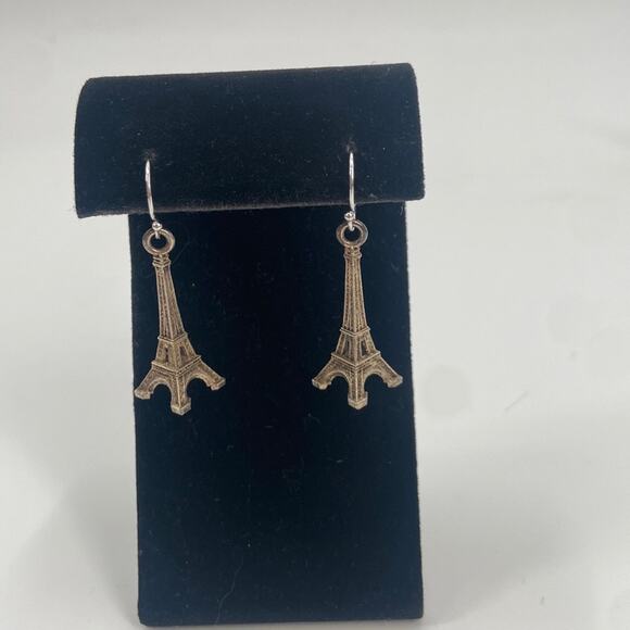 Handmade Eiffel Tower earrings - Picture 1 of 3